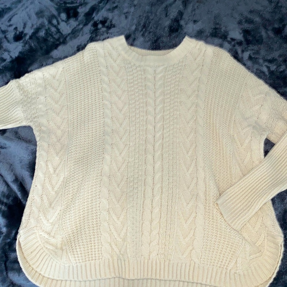sweat shirt